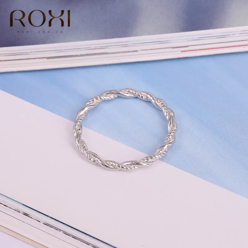 Женское серебряное кольцо ROXI маленькое золотистого цвета скрученный из