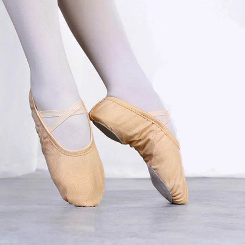 beige Балетки из искусственной кожи на мягкой подошве для взрослых и детей; цвет красный, розовый, золотистый, синий; Танцевальная обувь с блестками; тапочки; обувь для гимнастики с острым носком; ; B25 - Цвет: beige
