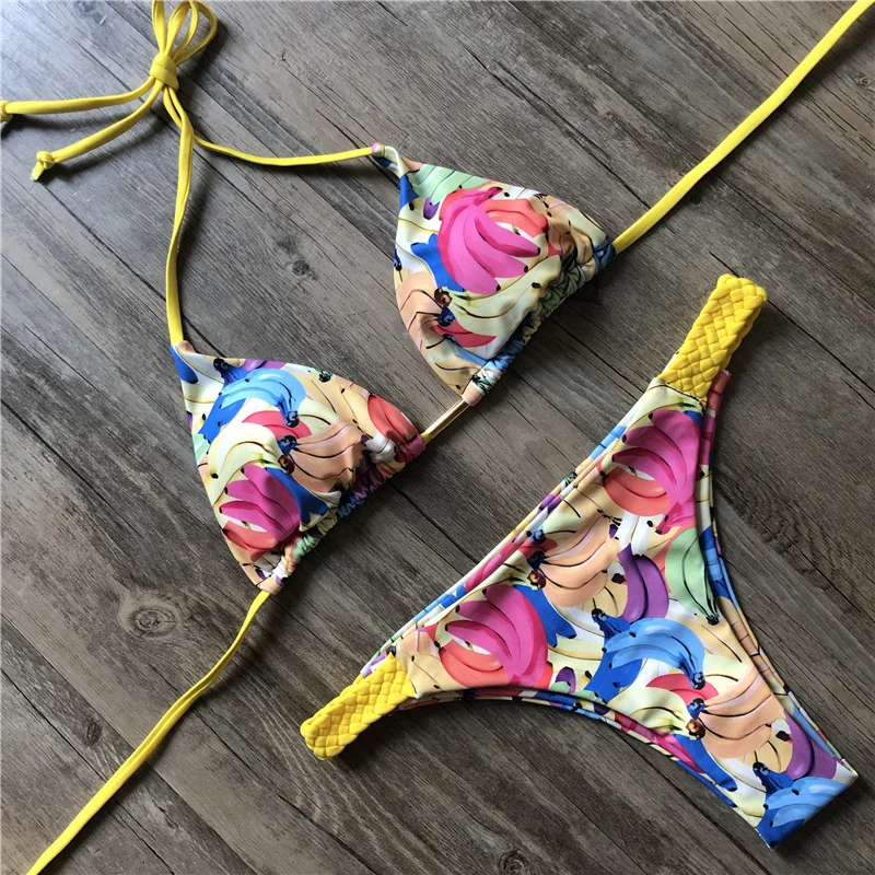 Купальник с цветочным принтом и оборками купальный костюм тропическими листьями