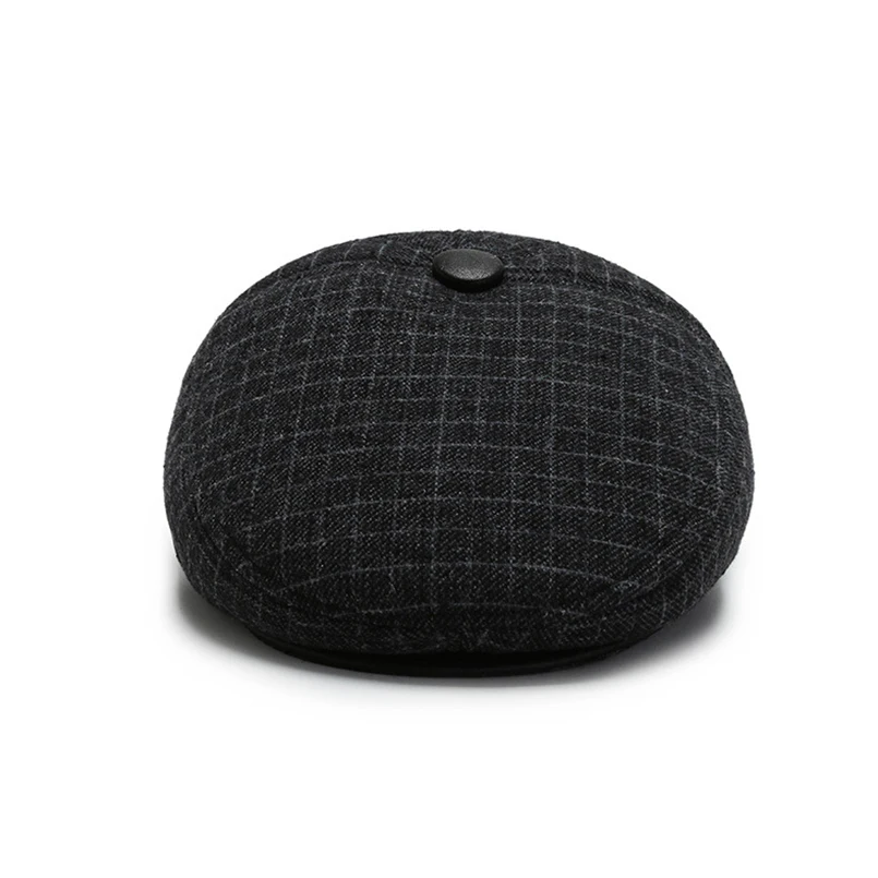 New Winter Man Hat Dad Hat Warm Beret Middle-aged Painter Grandpa Beret Men Winter Black Checkered Villus Berets Dad Hats Caps