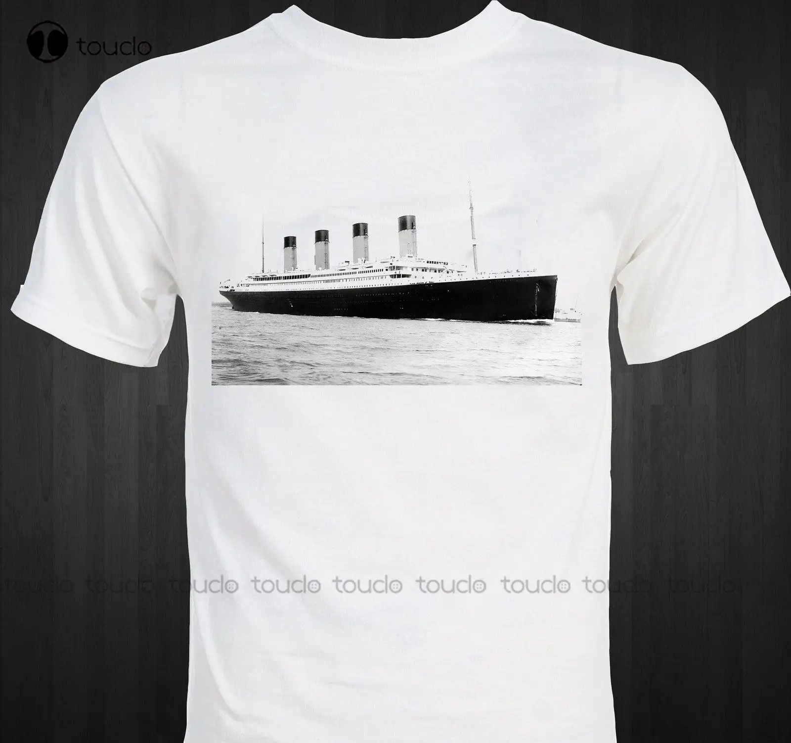

New Summer Mens Short Sleeve Cool Casual Titanic - Rms Titanic - Cruise Ship - Epic Disaster - Historical Photo Homme Suit