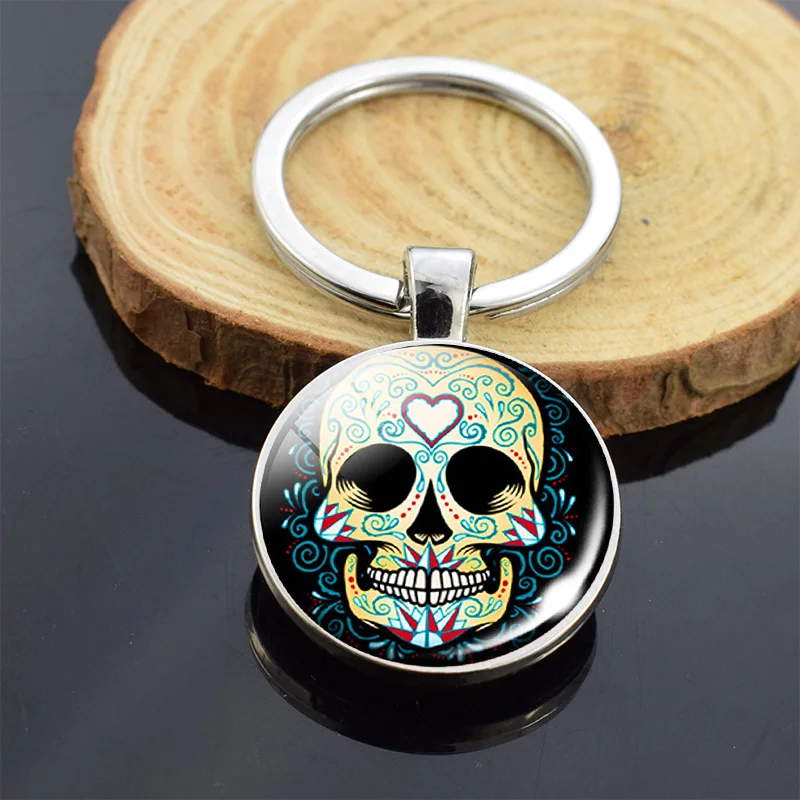 Брелок для ключей Skulls в стиле фолк арт с сахарным черепом двухсторонний