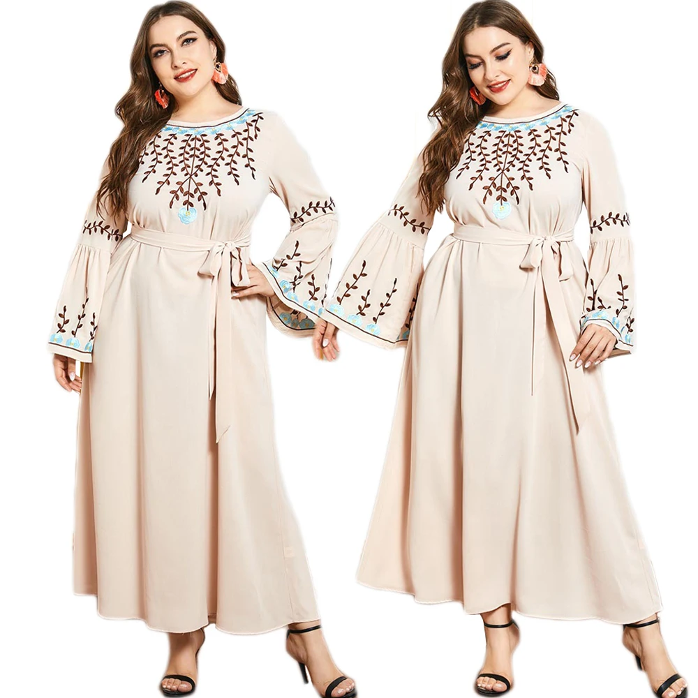 

Muslim Embroidery Long Dress Plus Size Loose Women Flare Sleeve Abaya Arab Jilbab Maxi Robe Ramadan Islamic Clothing With Belt