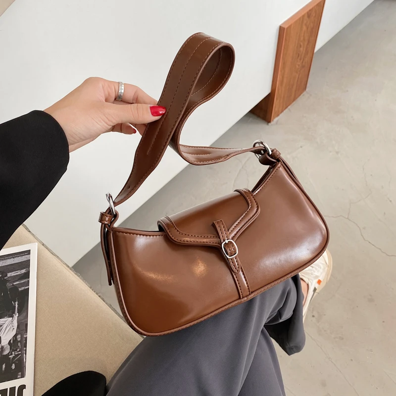 

2021 New Fashion Bags Lady Bag Casual Phone Bag Square Women Bags Shoulder Messenger Bag Trending Wild Black Women Bag Chain Bag