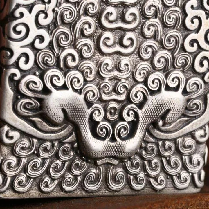 

925 silver Xizang god beast "ZiBazar" Yongle emperor sword god beast totem zippo movement