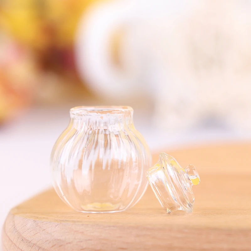 

1/12 Dollhouse Miniature Round Glass Bottle Candy Jar Mini Candy Bottle Model ,Not Inclide Candy