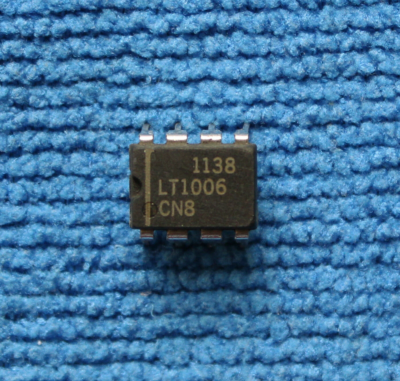 1 шт. LT1006S8 LT1006CN8 LT1006 точность один источник питания Op Amp|Реле| |