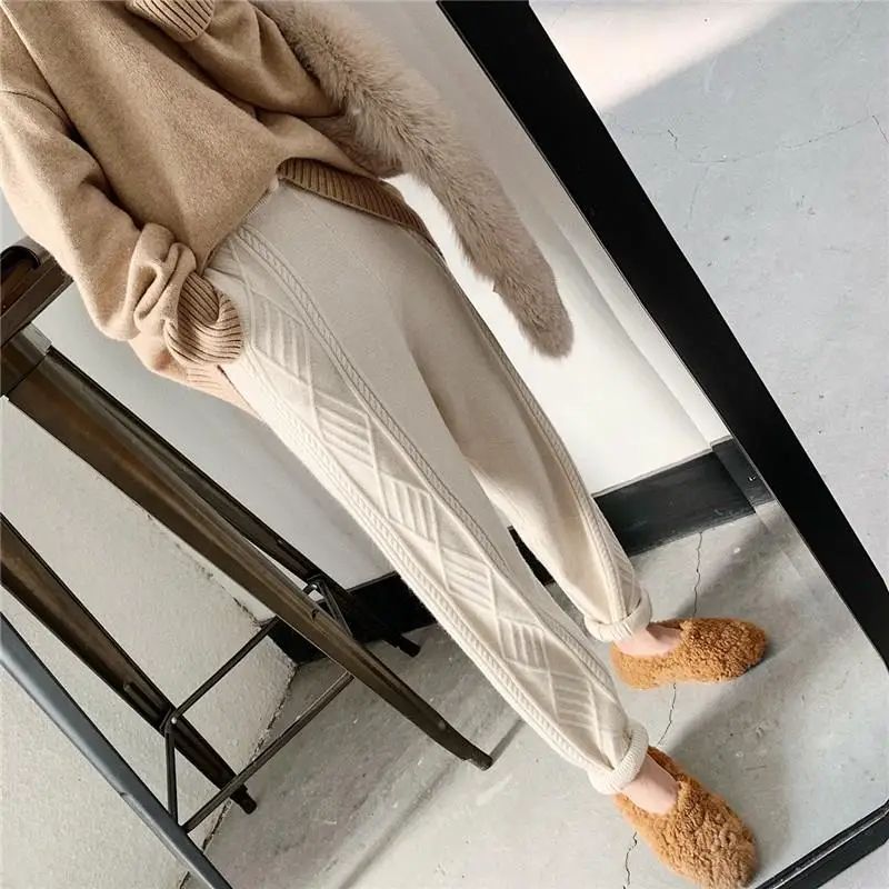 Женские зимние трикотажные штаны одноцветные на шнуровке с высокой талией