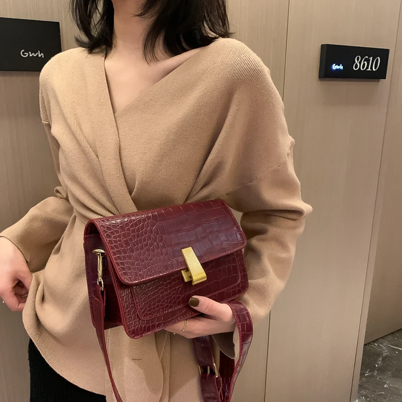Крокодиловая сумка через плечо для женщин новинка 2020 женская маленькая