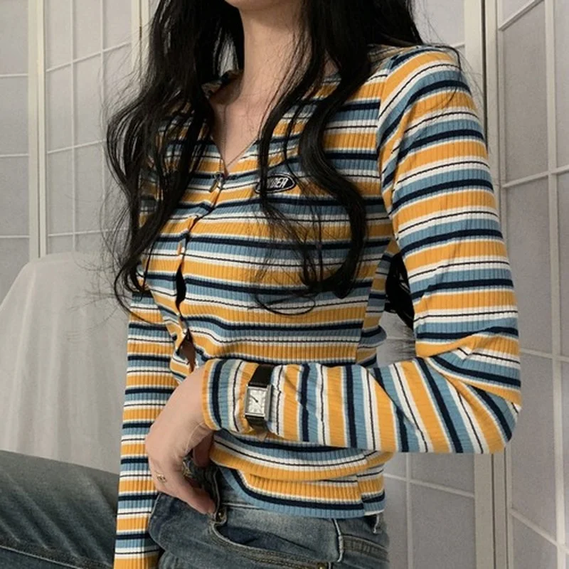 

Women Korean Striped V Neck Sweaters Vintage Slim Fall Winter Base Cardigans All-Match Knit Wear Ins Fashion Tops Mujer Chaqueta