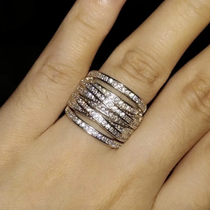 

Luxury fashion female engagement bride love ring US Size 6-12