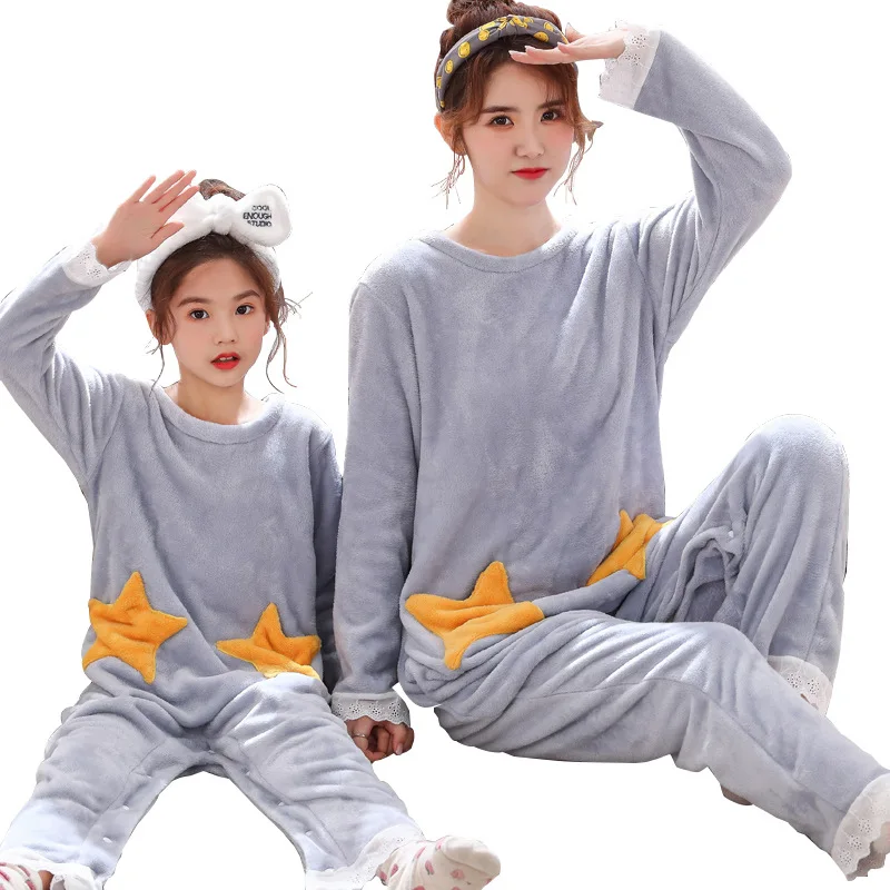 Сочетающиеся рождественские пижамы фланелевые с принтом для семьи мамы дочери