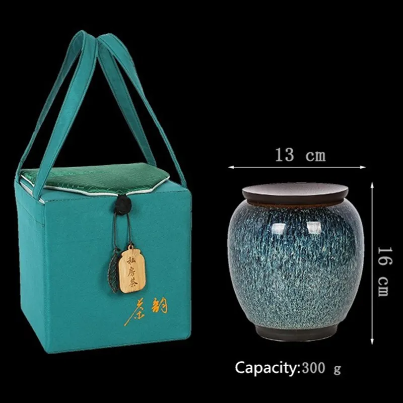 

Kitchen,Dining & Bar