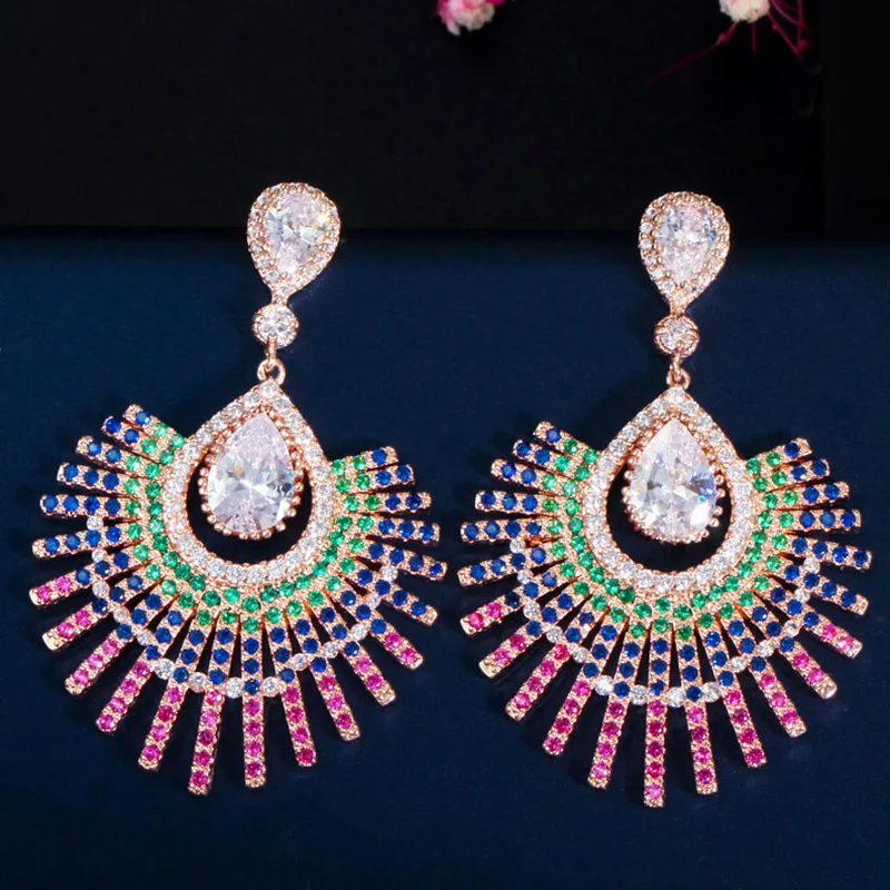 Серьги женские в стиле бохо разноцветные зеленые красные циркониевые форме