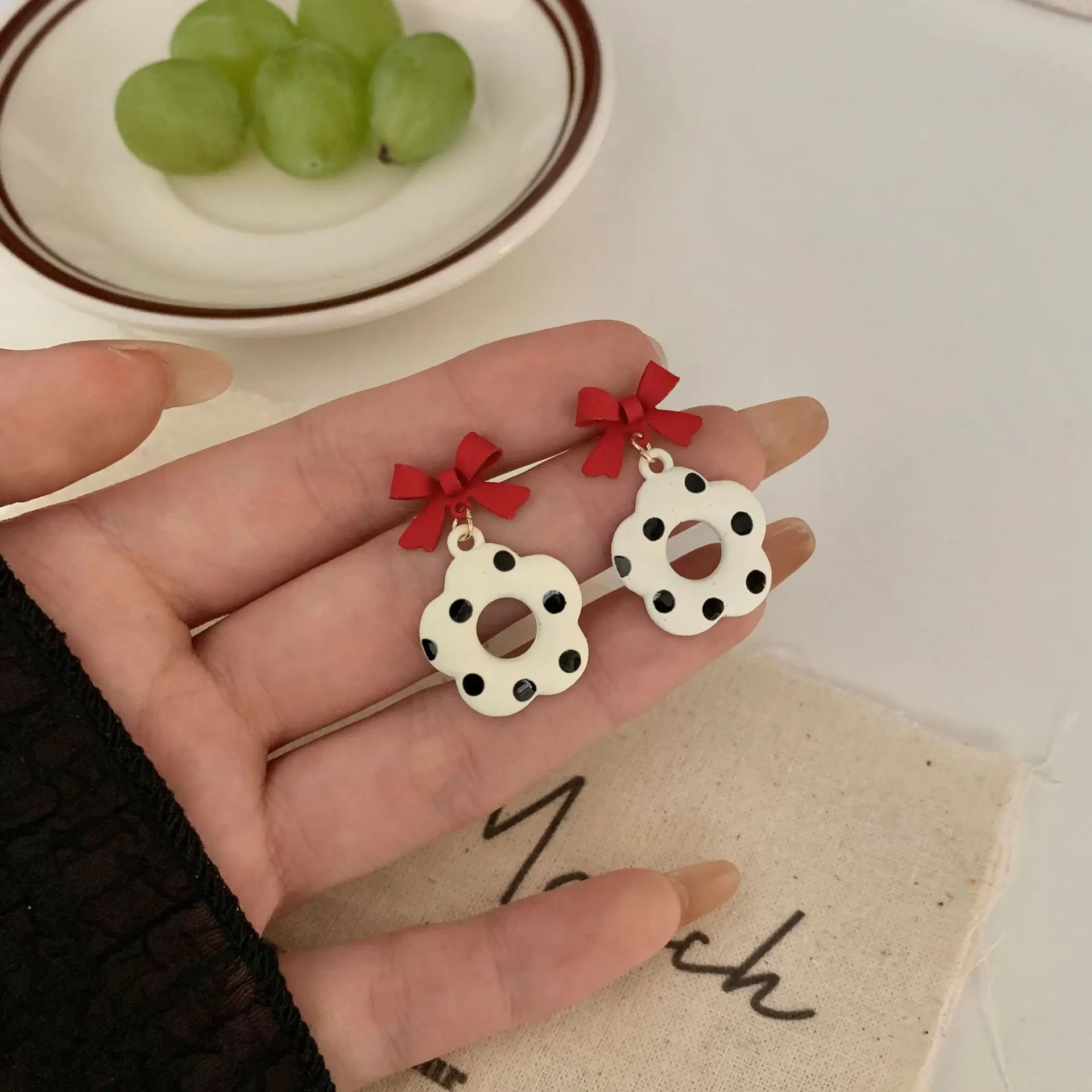 

2021 New Summer S925 Silver Needle Bow Polka Dot Flower Drop Earrings Sweet Cute Temperament Earring for Women Girl Jewelry