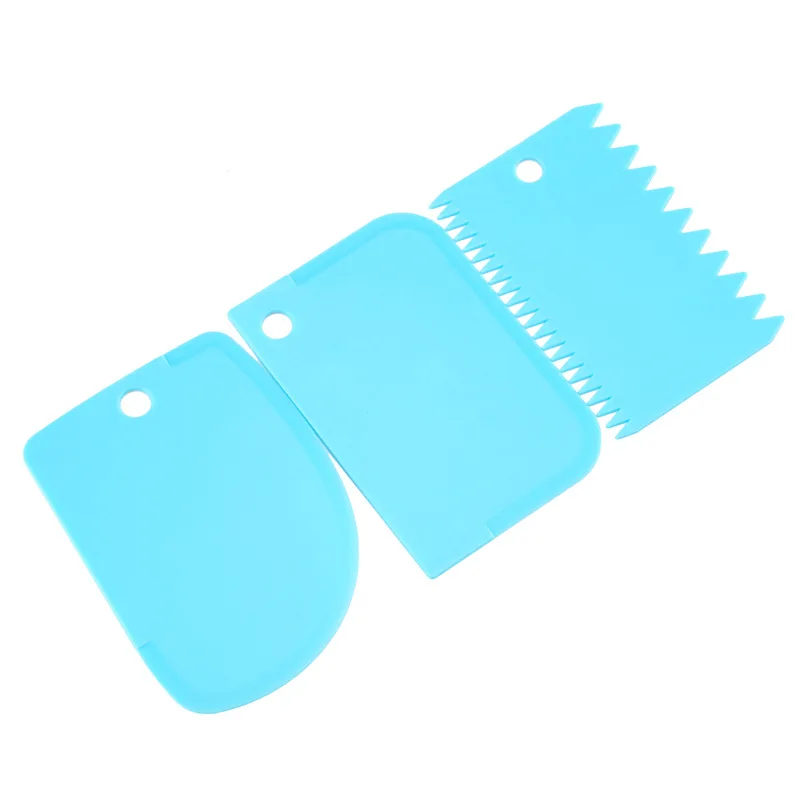 

3pcs Solid Color Plastic Scraper Baking Gadgets Cream Cake Scraper Irregular Edges DIY Scraper Kitchen Baking Accessories