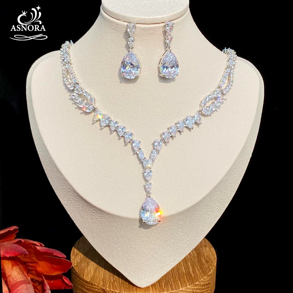 

ASNORA New Design 3A High Quality Cubic Zirconia Water Drop Royal Bride Wedding Evening Earrings Necklace Jewelry Set Female