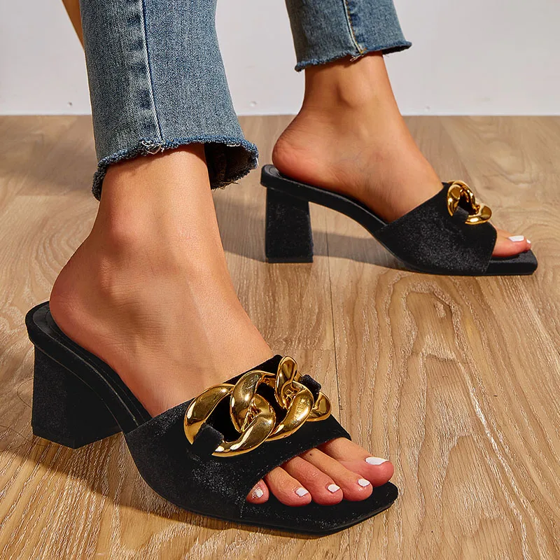 

Big Size 2021 Women Slippers Fashion Thick Low Heels Sandals Slippers Pumps Shoes For Woman Casual Chain Female Heel Slides