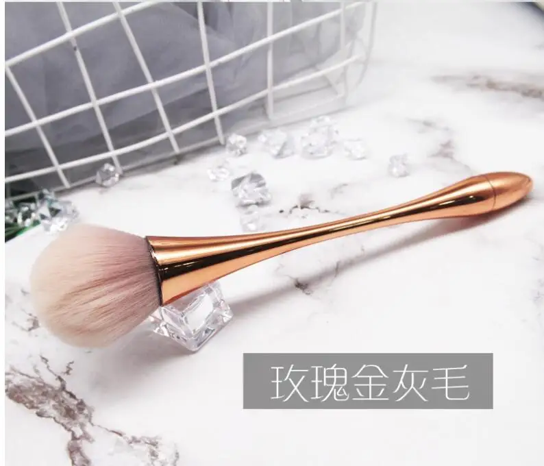 Щетка для пыли ногтей (большая) 1 шт. 3 цвета щетка мягкая удобная УФ гель