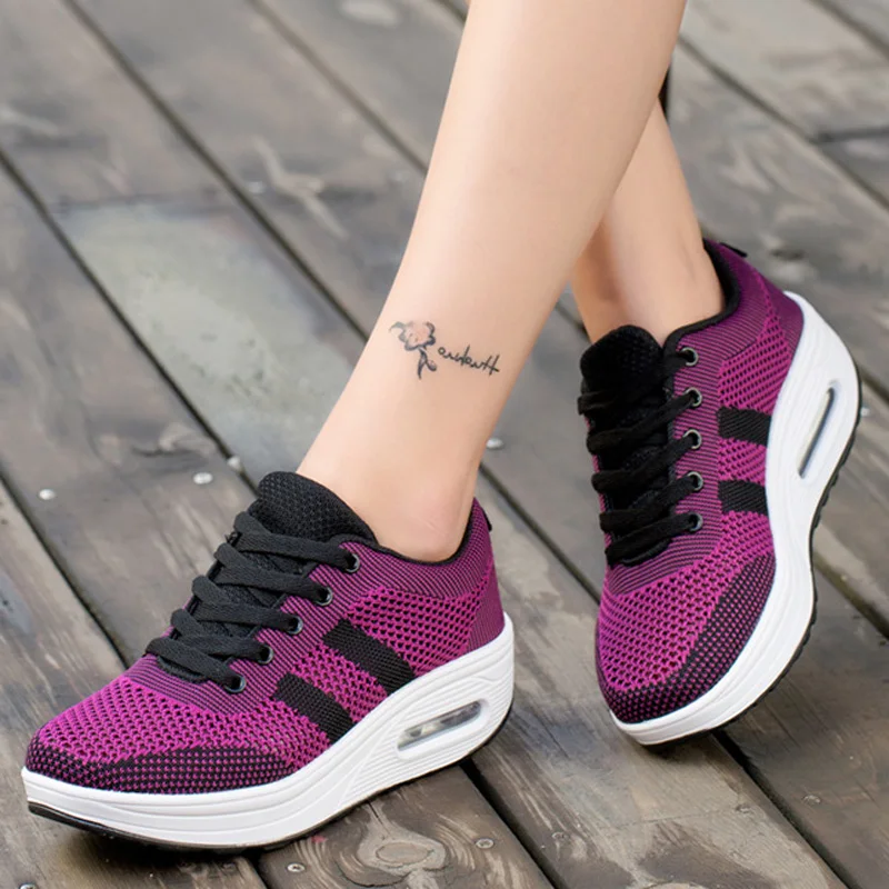 Кроссовки женские спортивные беговые сетчатые дышащие на шнуровке повседневная