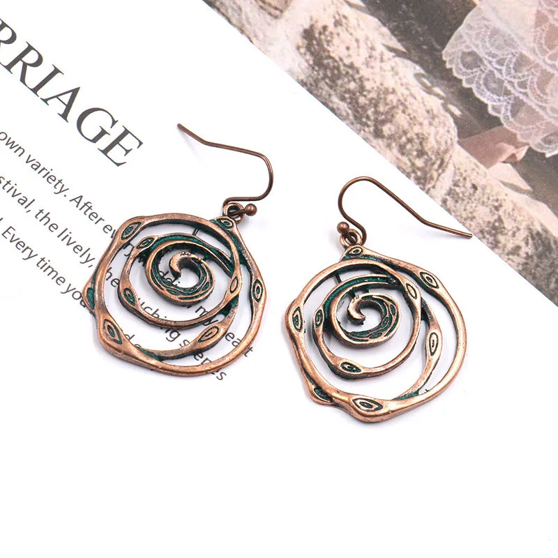 2020 Европейская и американская мода хит продаж геометрические серьги с подвеской