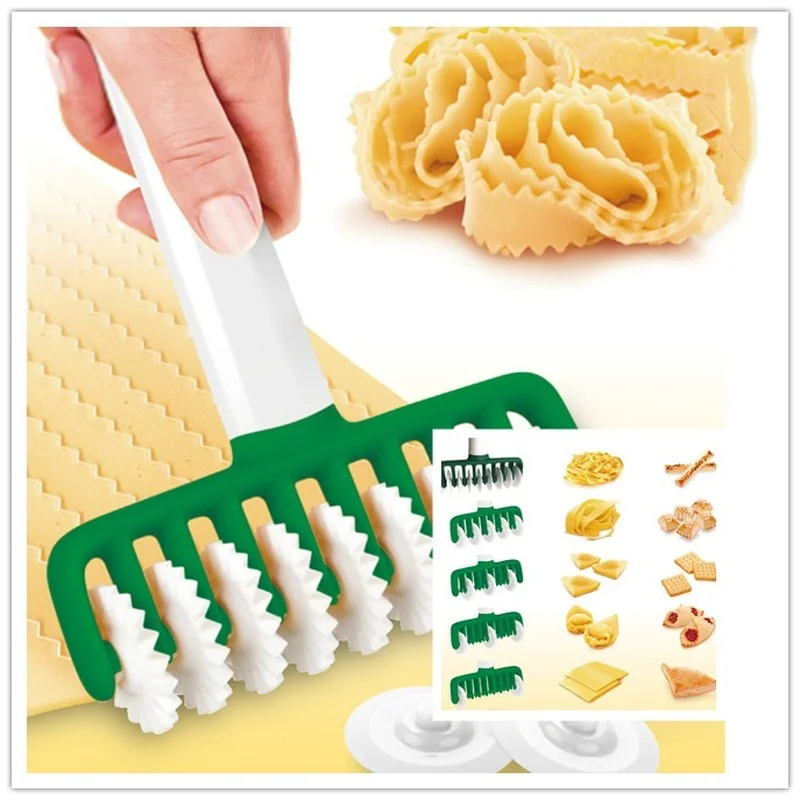 

1Pcs Noodles Cutter Kitchen Tool Multi function Roller Dockers Dough Cutter Plastic Noodle Knife Pasta Instant Noodles Maker