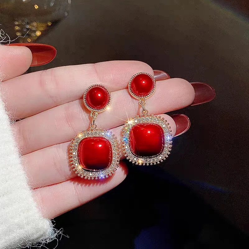 

Korean New Fashion Pearl Stud Earrings for Women Rhinestone Crystal Dangle Drop Geometric Statement Vintage Retro Trend Jewelry