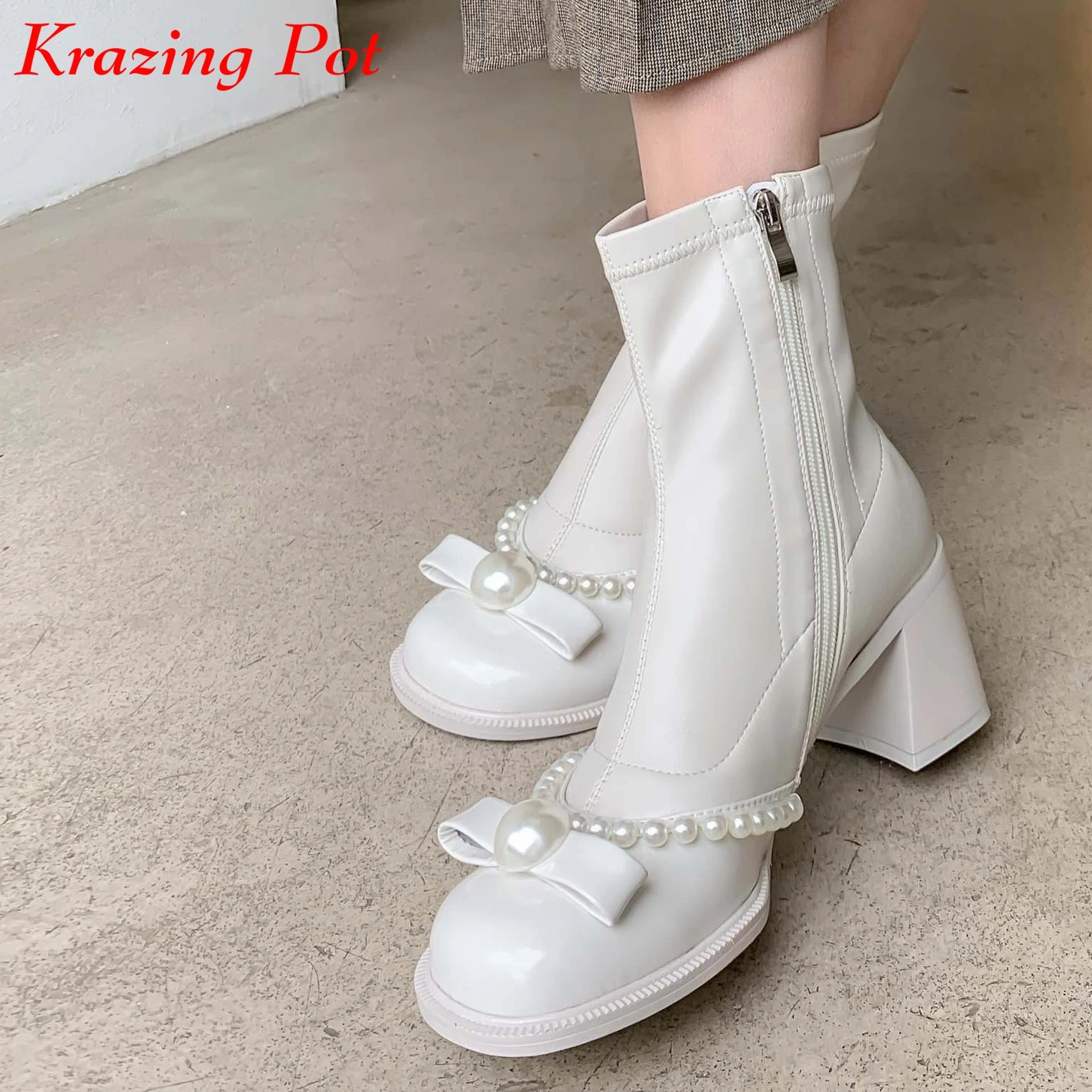 

Krazing Pot cow leather Mary Jane Chelsea boots winter young lady bowtie pearl thick high heels stretch superstar ankle boots