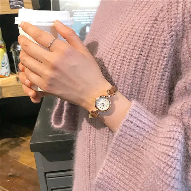 

French Niche Forest Style Women's Watch Female Student Korean Style Simple Waterproof Fashion Small Fresh Trend Versatile Small