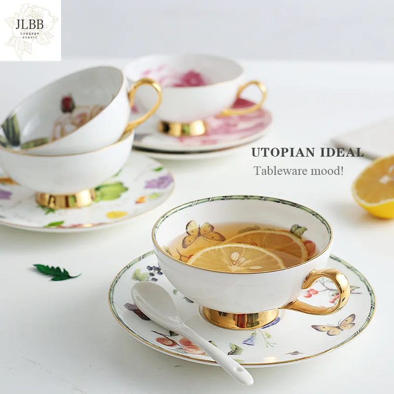 Керамическая чашка из костяного фарфора кофейная и блюдце маленькая свежая для