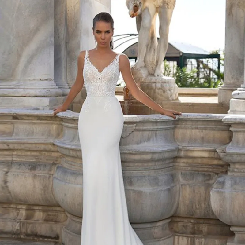 Женское свадебное платье с юбкой-годе кружевное V-образным вырезом без рукавов со