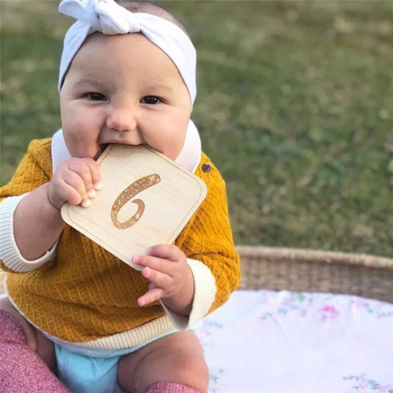 

Hot Nordic Style Newborn Baby Photography Props Accessories Wooden Baby Birthday Memorial Milestone Cards Multi Choices