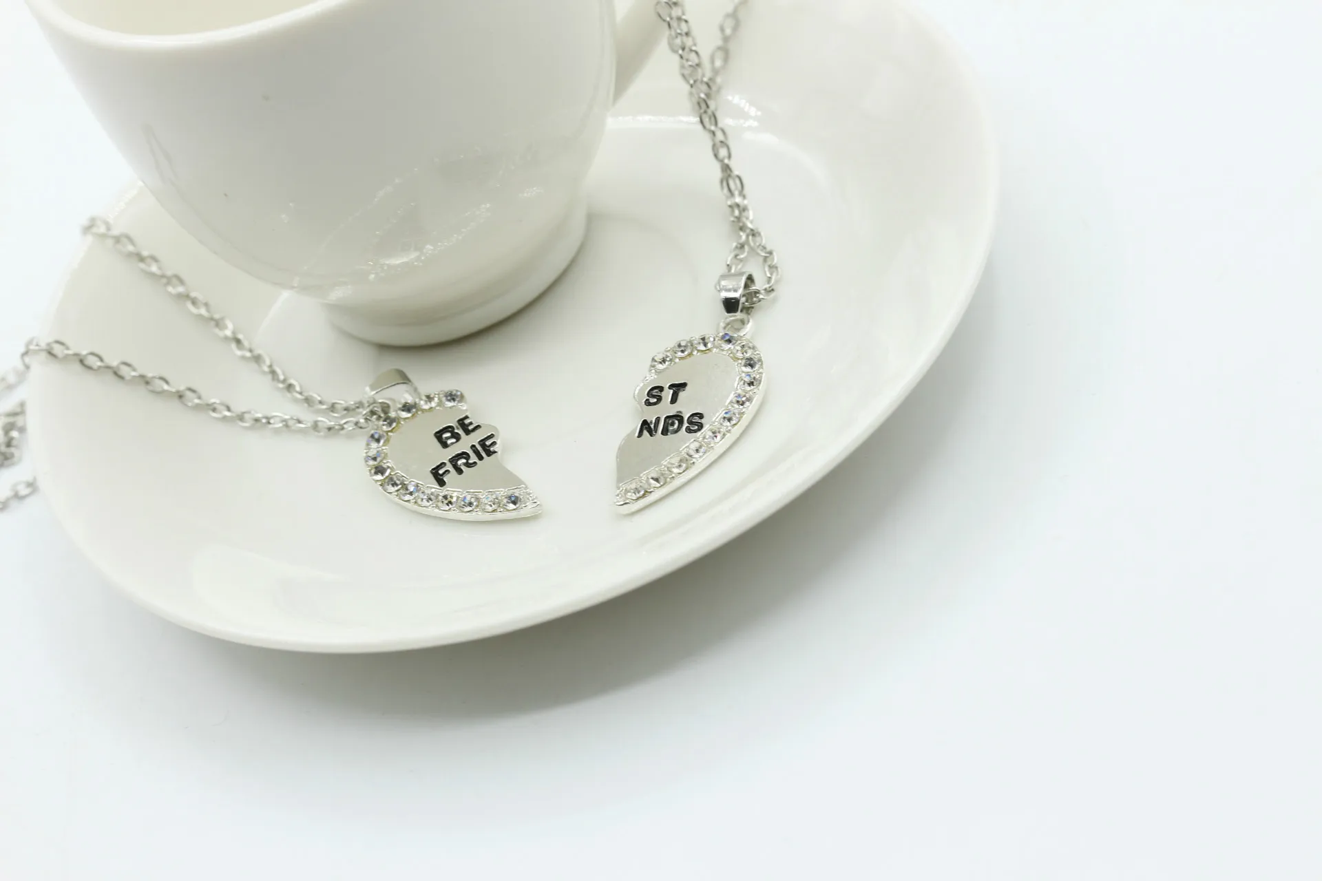 

Fashion Choker Chain Best Friend Pendant Necklaces For Women Girls Nice Gift Rhinestone Dangle Heart Necklaces Jewelry
