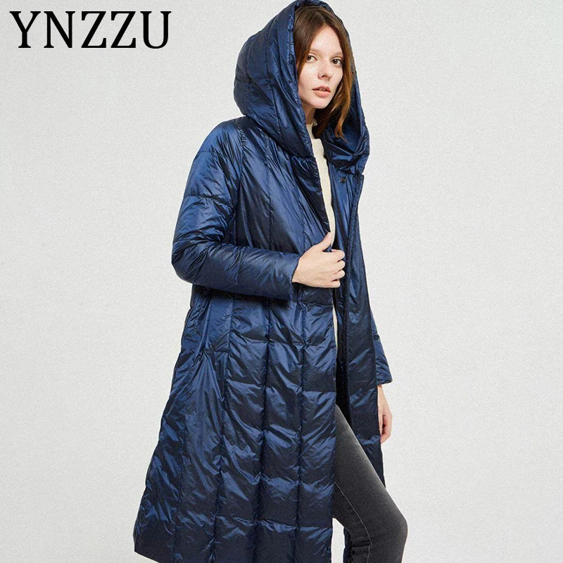 YNZZU 2019 зимняя однотонная женская куртка длинная Стильная С Капюшоном 90% Белое