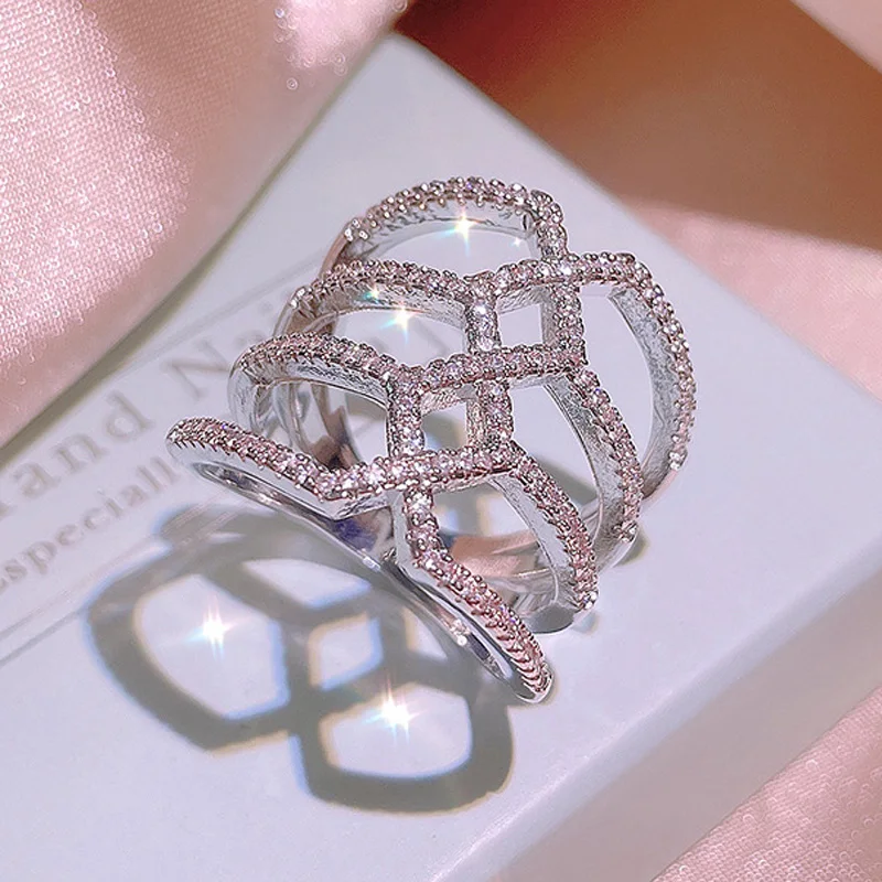 

2021 New Silver Color Rings for Women Spring Hollowed Out Butterfly Wings Ring S925 Jewelry Gift Party Engagement