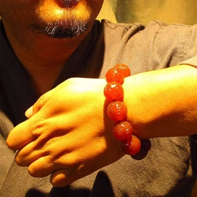 

Zheru Jewelry Natural Agate Chalcedony Red Watermelon Bracelet Jewelry Bracelets for Men and Women
