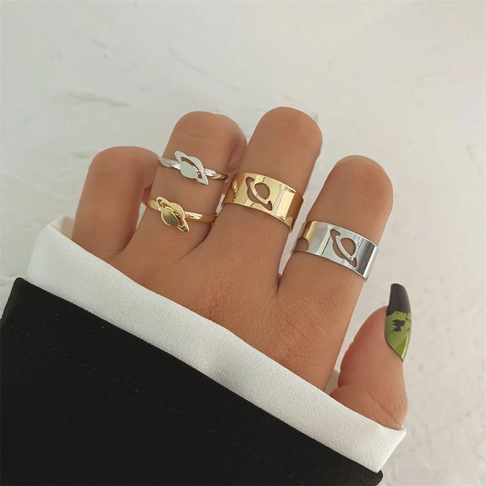 

Trendy Planet Spaceship Rings For Women Men Lover Couple Rings Set Friendship Wedding Open Rings Jewelry 2021 Accessories