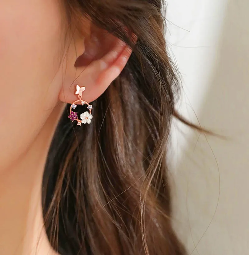 Женские серьги подвески с кристаллами маленькие металлические