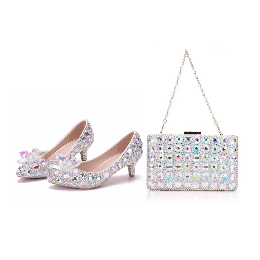 Женские свадебные туфли с острым носком и кристаллами на тонком каблуке 9