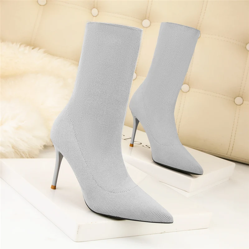Женские ботильоны из эластичной ткани с острым носком на высоком каблуке 9 см