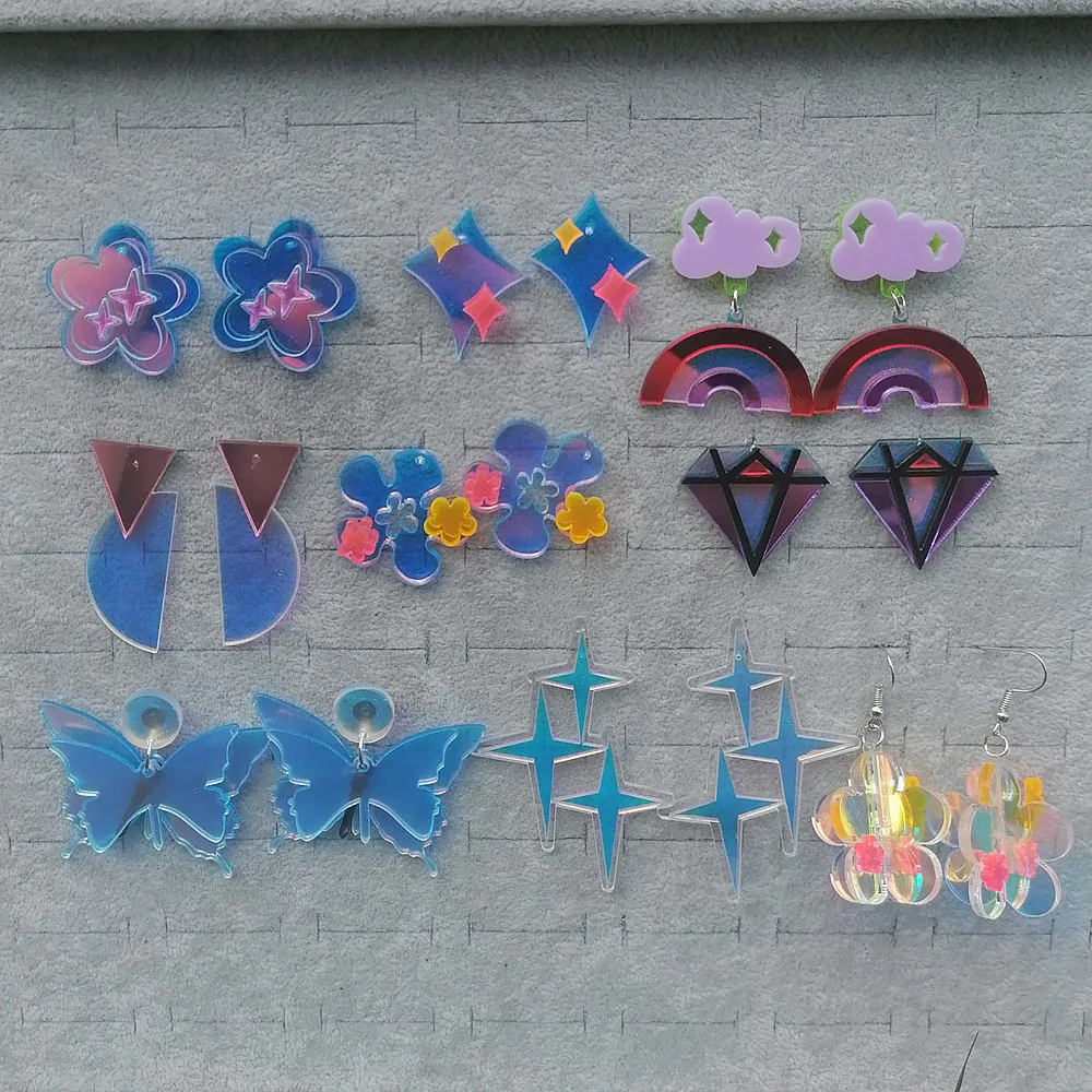 

FishSheep Colorful Acrylic Geometric Star Moon Butterfly Drop Earrings For Women Cute Transparent Laser Dangle Earrings Jewelry