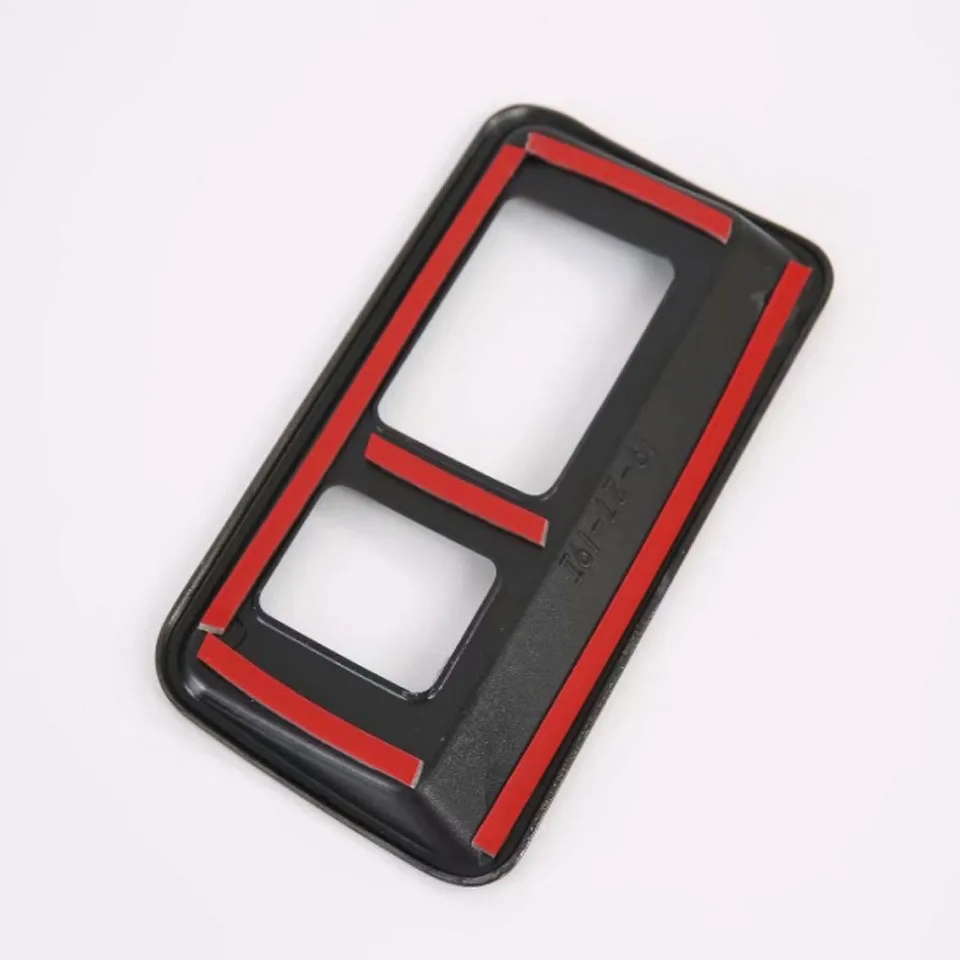 Накладка из АБС пластика с кнопкой регулировки для внутренней фары