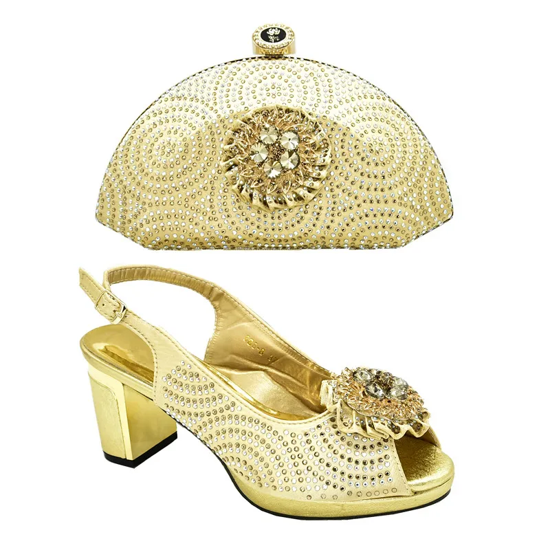 Женский комплект из обуви и сумки в итальянском стиле Новинка Обувь винного