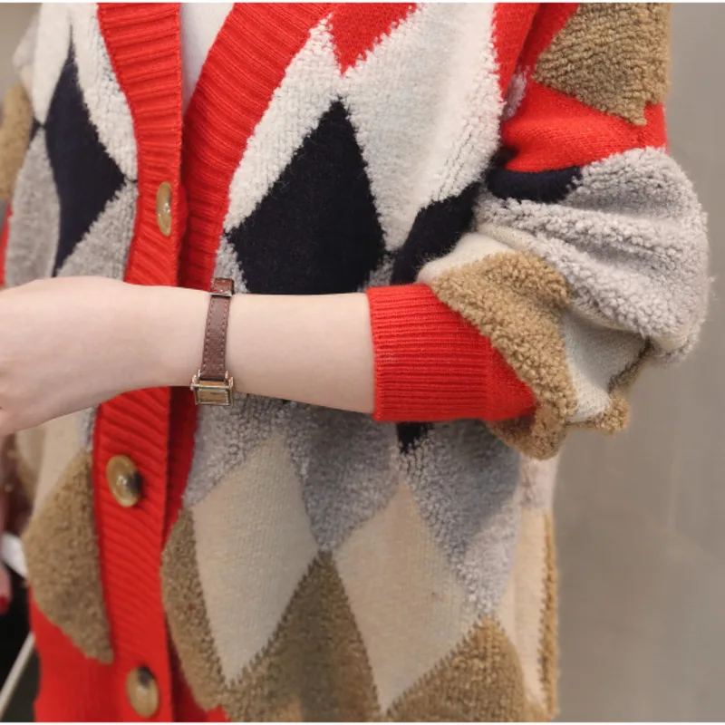 Кардиган женский вязаный с длинным рукавом V-образным вырезом и ромбовидным