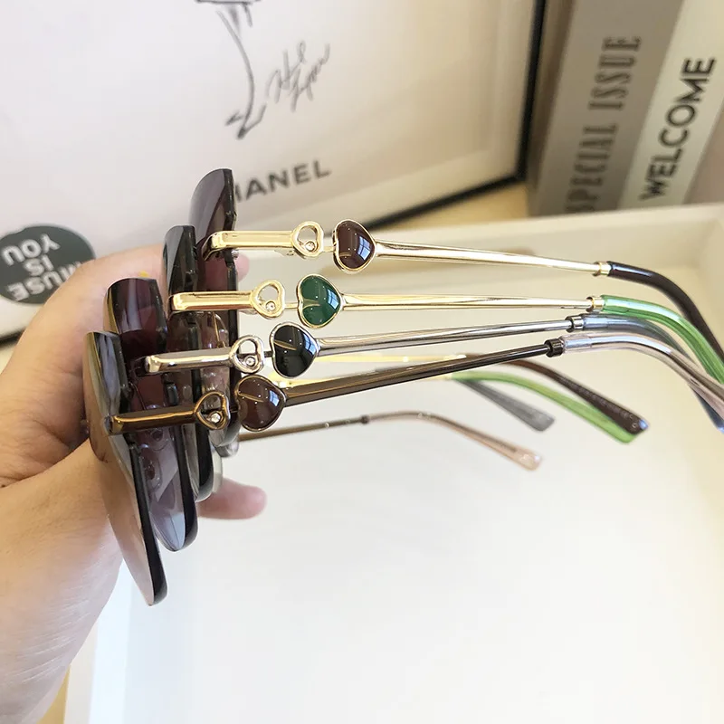 

New Sunglasses Women Oversized Cat Eye Eyewear 2021 Gradient Brown Pink Rimless Sun Glasses for Female Gift Brand Designer Uv400