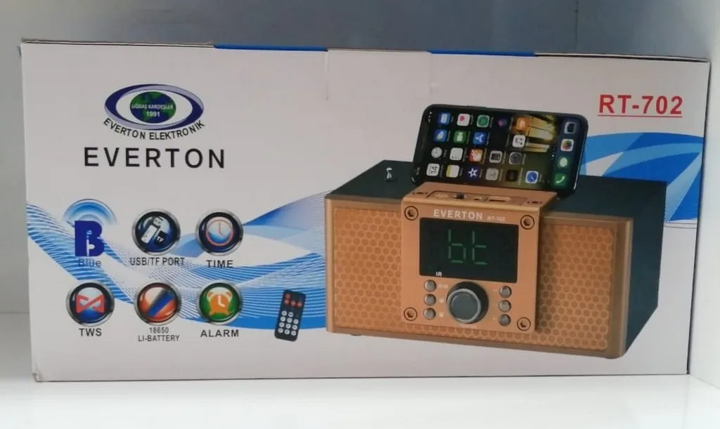

Радио Everton RT 702