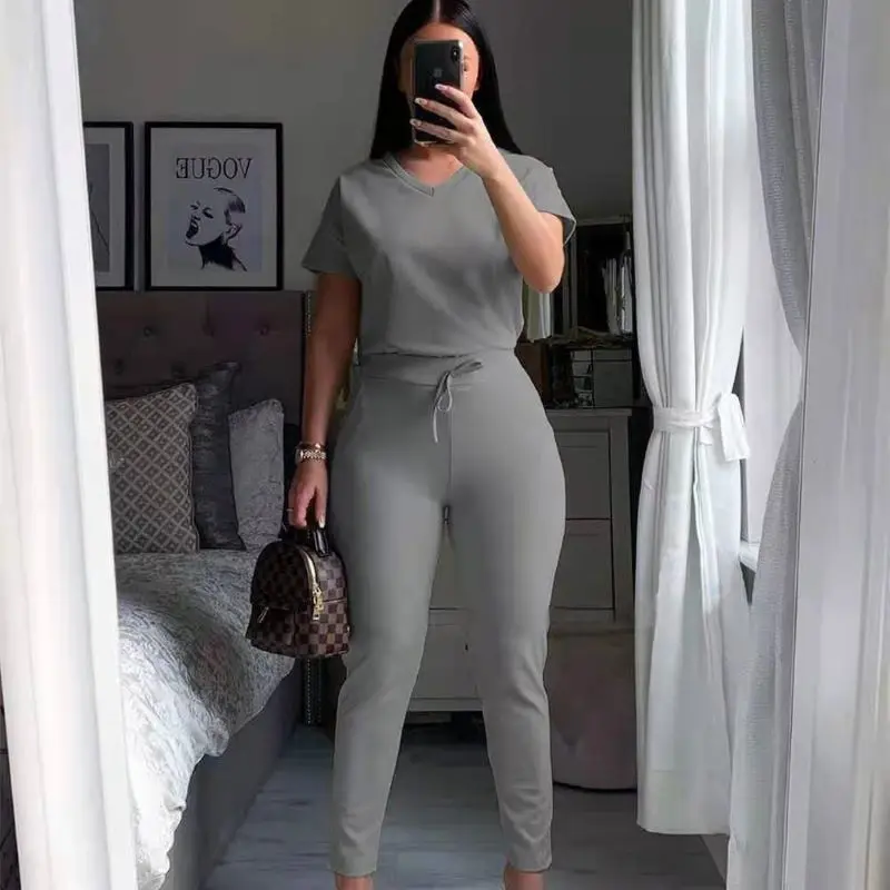 

2020 Europe and the United States fall fashion trends new street casual sport V-neck solid color two-piece suit