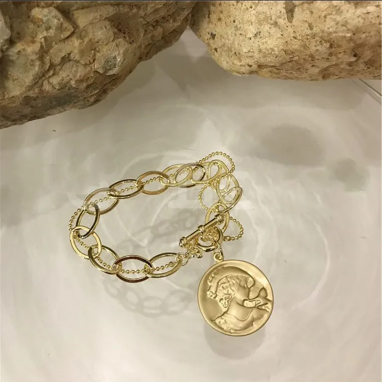 

New Boho Gold Color Portrait Bracelets for Women Rose Flower Round Pearl Temperament Wild Bracelet Party Statement Jewelry Gifts