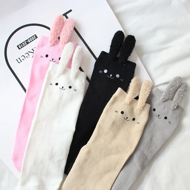 Милые носки с трехмерными ушками кролика весна-осень 2020 черно-белые для девочек
