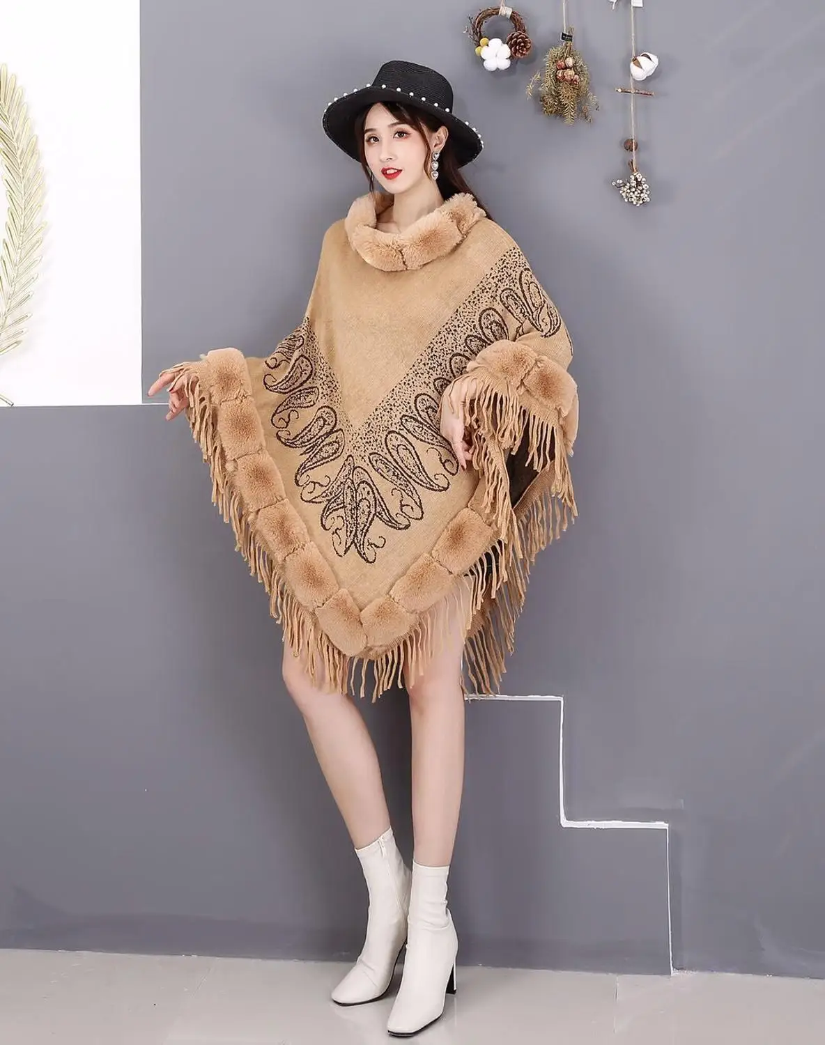 

2020 Winter Faux Fur Out Street Wear 5 Color Jacquard Weave Warm Pullover Women Capes Solid Poncho Knitted O Neck Tassel Sweater